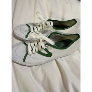 Tretorn classic shoe